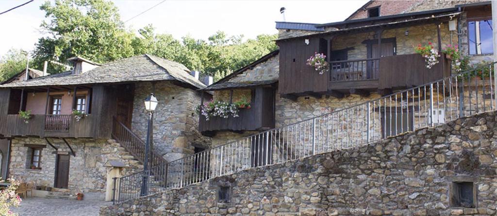 Hotel Rural El Lagar De Las Medulas Orellán Zewnętrze zdjęcie