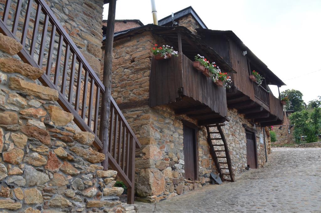 Hotel Rural El Lagar De Las Medulas Orellán Zewnętrze zdjęcie