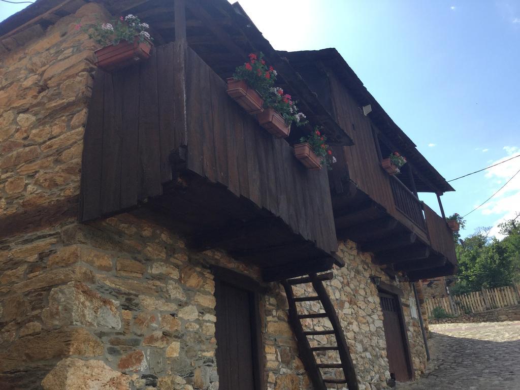 Hotel Rural El Lagar De Las Medulas Orellán Zewnętrze zdjęcie