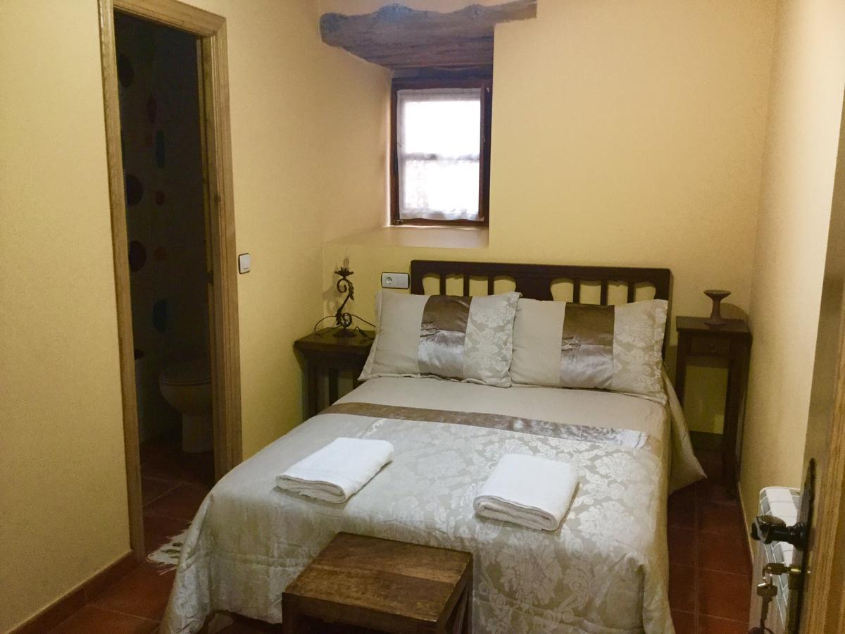 Hotel Rural El Lagar De Las Medulas Orellán Zewnętrze zdjęcie