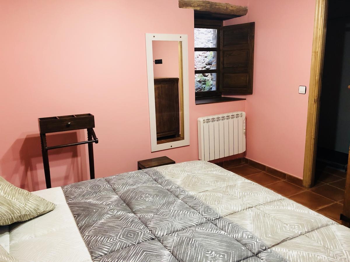 Hotel Rural El Lagar De Las Medulas Orellán Zewnętrze zdjęcie